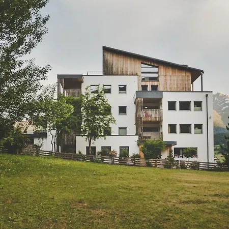Arabella Retreat &