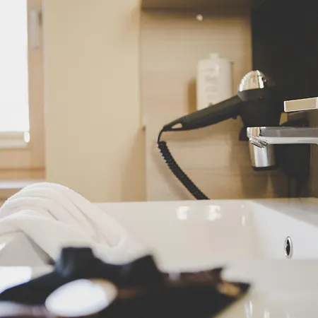 Arabella Retreat & 4*
