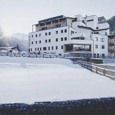 Отель Arabella Retreat &