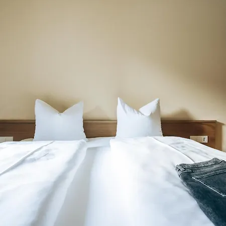 Arabella Retreat &