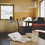 Hotel Arabella Retreat &