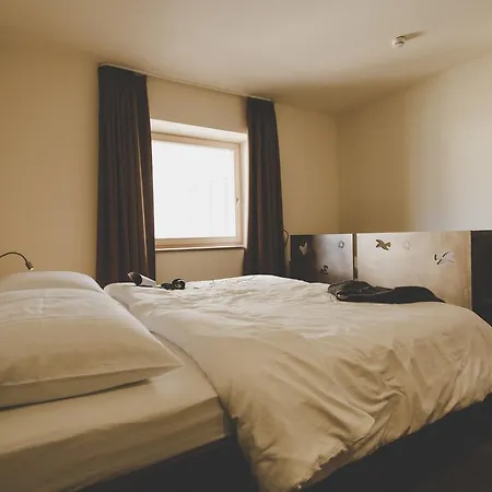 Arabella Retreat &