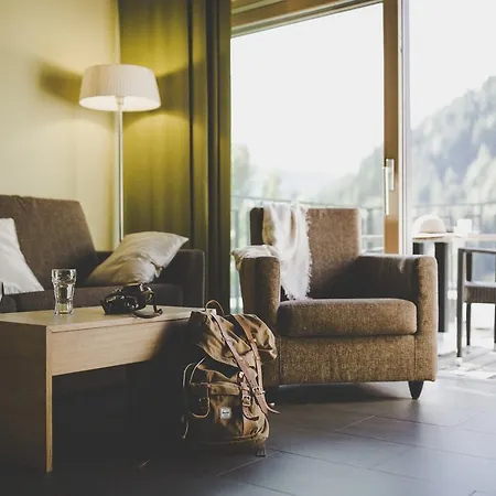 Arabella Retreat &