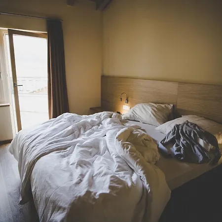 Arabella Retreat &