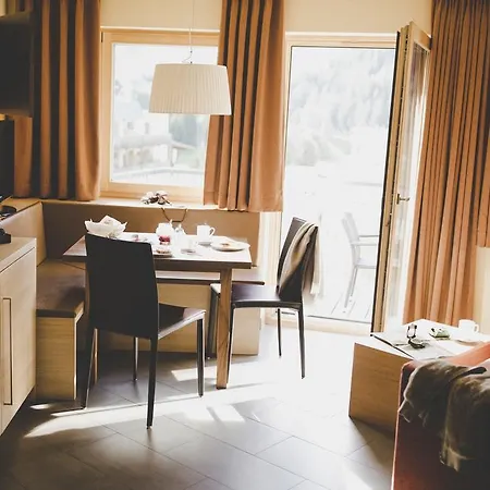 Arabella Retreat &
