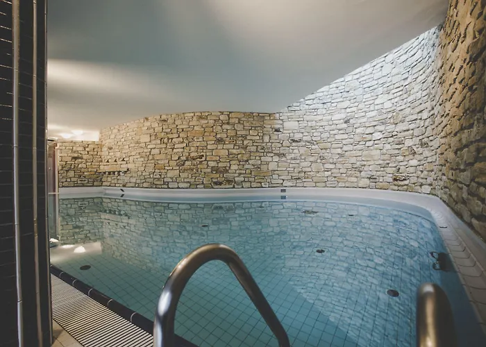 Hotel Arabella Retreat &