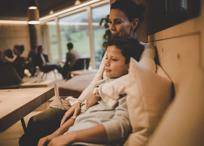 Arabella Retreat & Наудерс